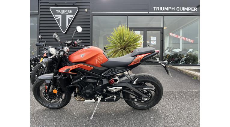 TRIUMPH STREET TRIPLE 765 R