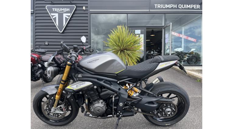 TRIUMPH SPEED TRIPLE 1200 RS